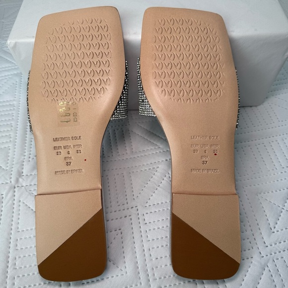 Vicenza Metallic Slide Sandals Size 37/8 - Picture 6 of 12